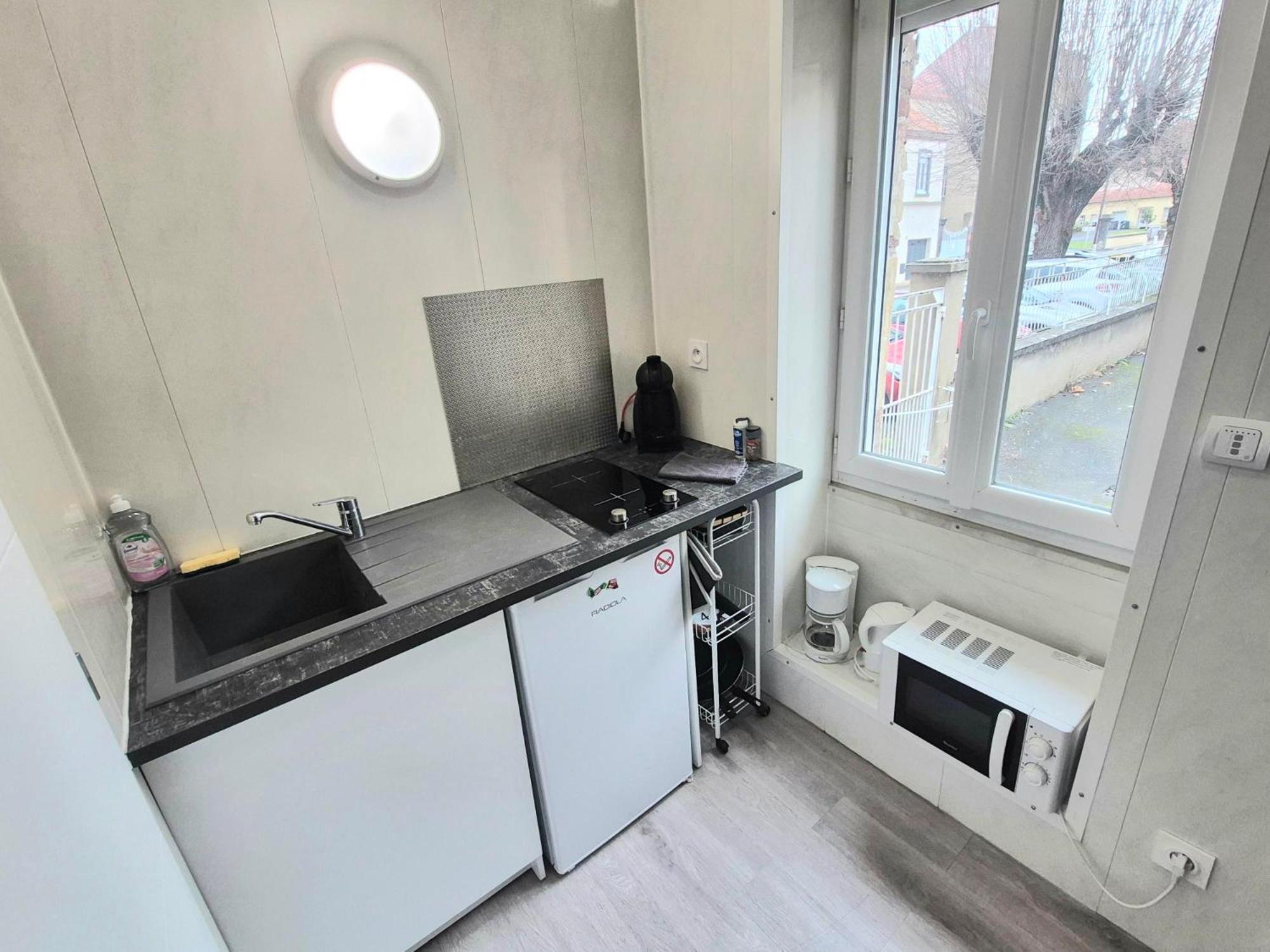 Studio Des Lacs - 2 Pers - Centre-Ville Brassac-les-Mines Esterno foto